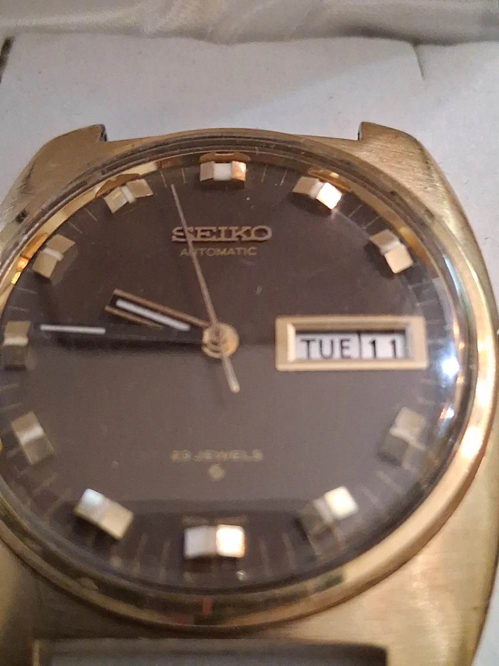 Seiko Gold-Tone Watch with Gold Dial and Day-Date 23 JEWELS Automatic